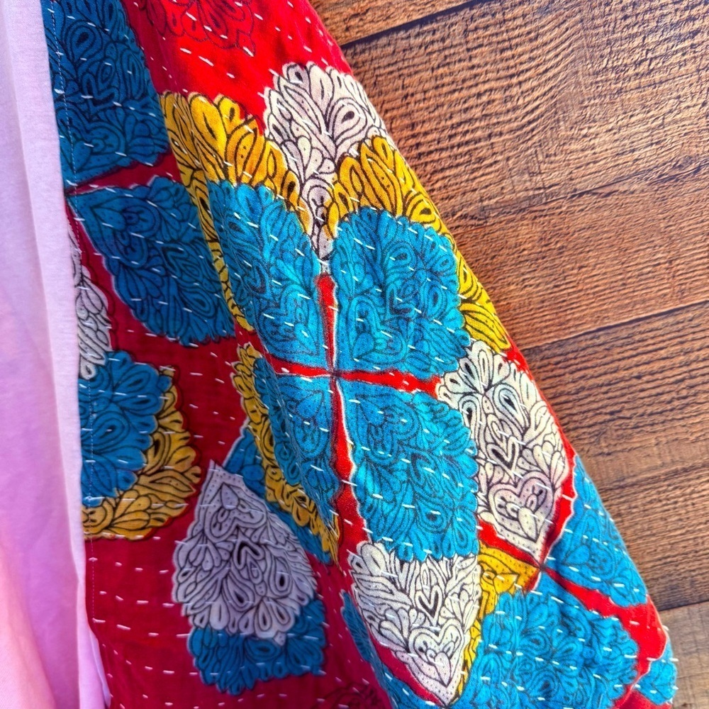 NWT Mountain Girl Clothing Colorful Journey Inspired Graphic Top Poncho - Picture 7 of 9